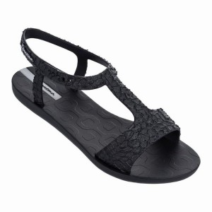 Black Women's Ipanema Venus Sandals | 6507843-LB