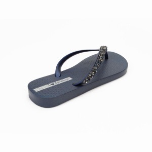 Navy Women's Ipanema Pebble Flip Flops | 4502168-ZV