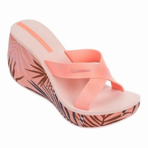 Pink Women's Ipanema X Wedge Slides | 4057632-EJ