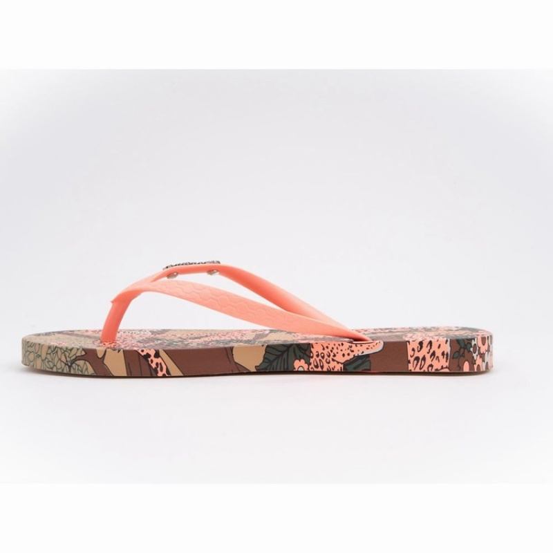 Beige / Pink Women's Ipanema Pop Flip Flops | 8450397-GQ