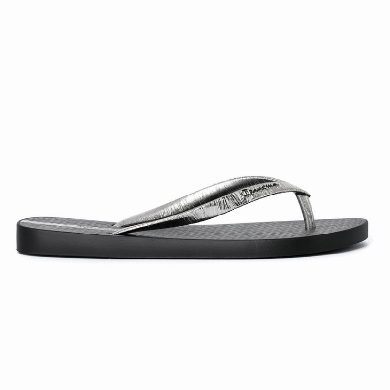 Black / Silver Women\'s Ipanema Foil Flip Flops | 3806974-FW