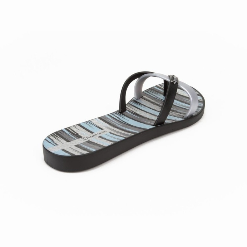 Black / Silver Women's Ipanema Kirei Silk IV Flip Flops | 0586214-JT