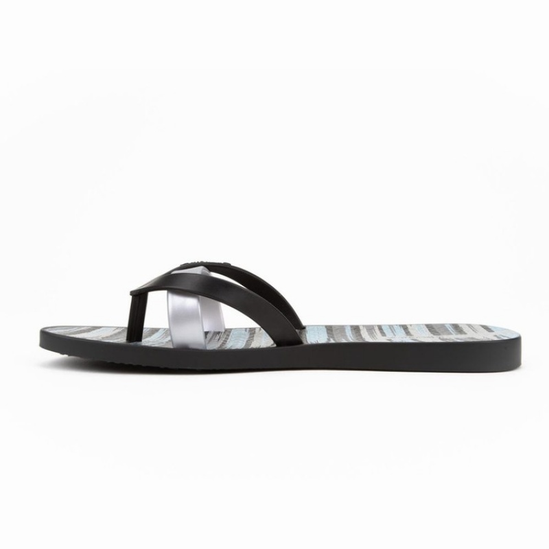 Black / Silver Women's Ipanema Kirei Silk IV Flip Flops | 0586214-JT