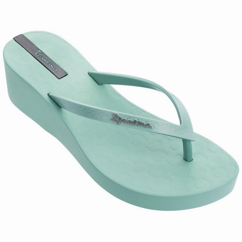 Green Women's Ipanema Daisy Wedge Flip Flops | 7398645-AF