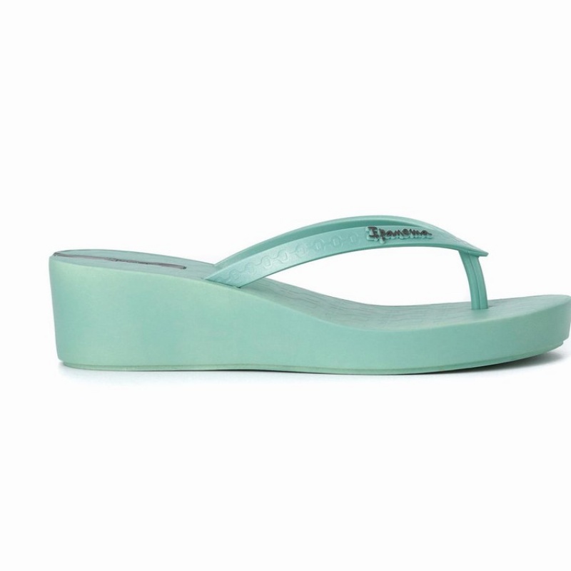 Green Women's Ipanema Daisy Wedge Flip Flops | 7398645-AF