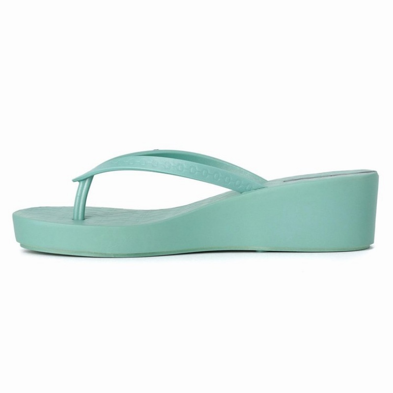 Green Women's Ipanema Daisy Wedge Flip Flops | 7398645-AF