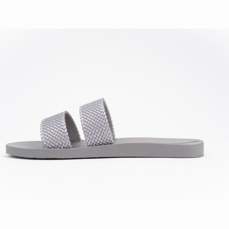 Grey / Silver Women's Ipanema City Sandals | 3410657-OM