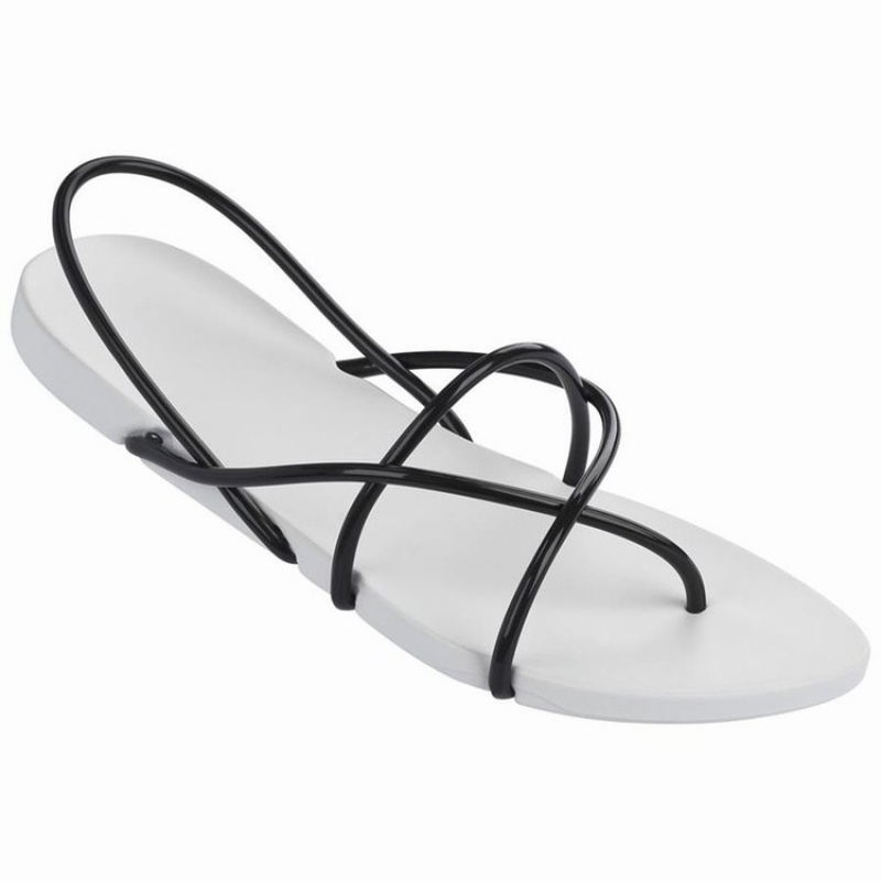 White / Black Women\'s Ipanema Philippe Starck Thing G Sandals | 9634072-AP