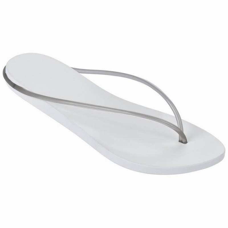 White / Grey Women\'s Ipanema Philippe Starck Thing M Flip Flops | 5214809-WC