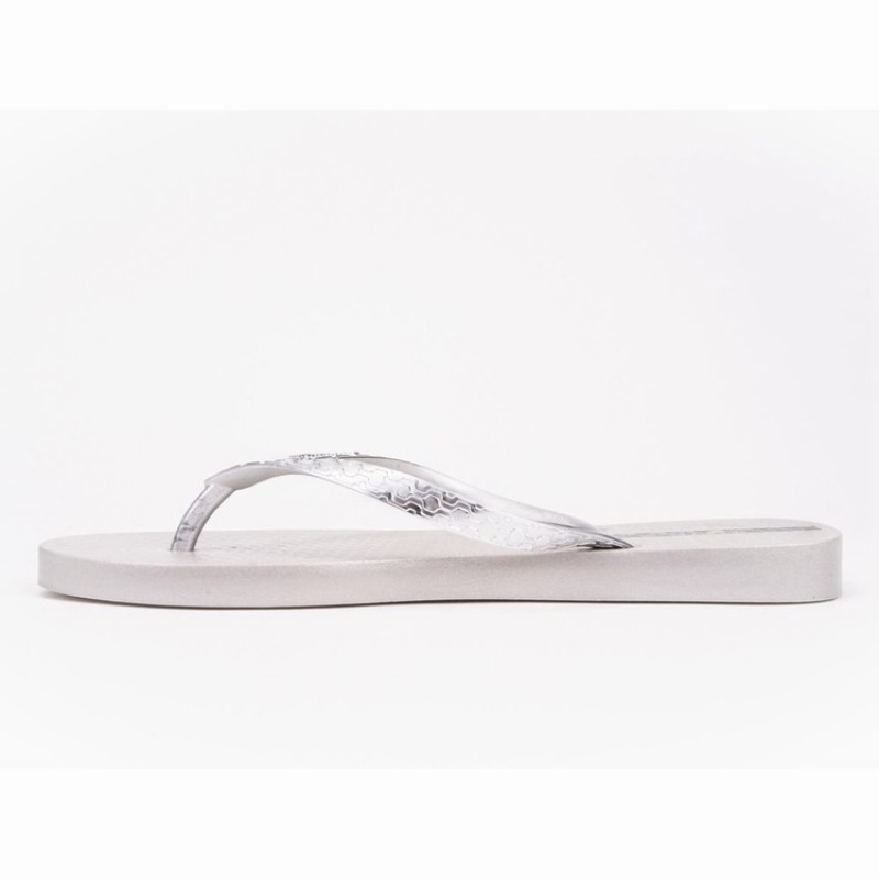 White / Silver Women\'s Ipanema Glam Flip Flops | 6741825-LY