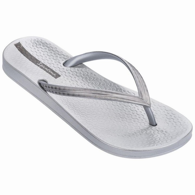 White / Silver Women\'s Ipanema Mesh IV Flip Flops | 3791608-IK