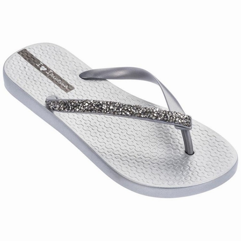 White / Silver Women's Ipanema Pebble Flip Flops | 7531620-DS