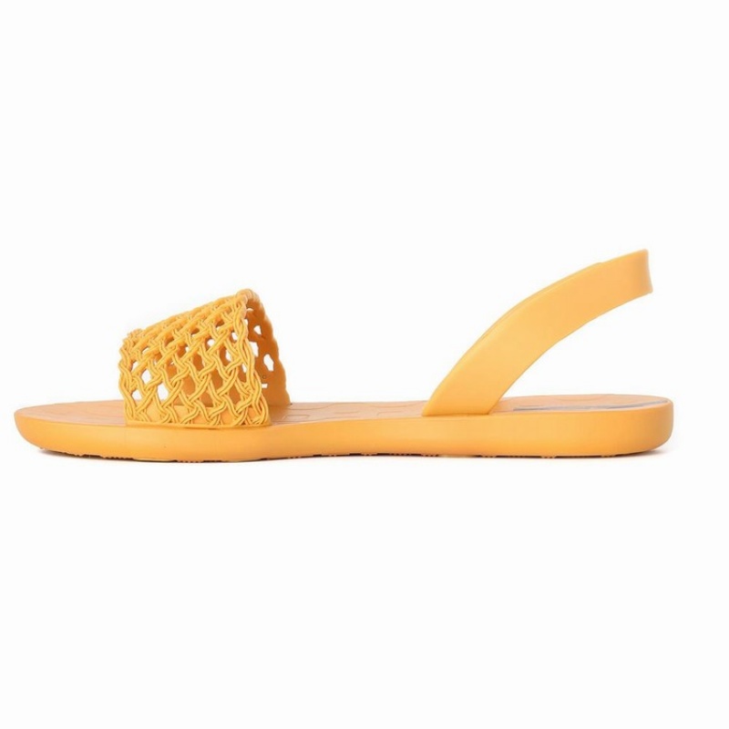 Yellow Women's Ipanema Breezy Sandals | 9821436-FE