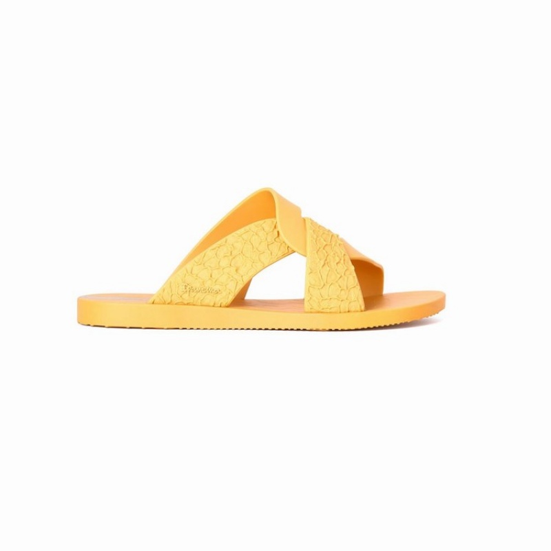 Yellow Women's Ipanema Move Sandals | 4280351-AF